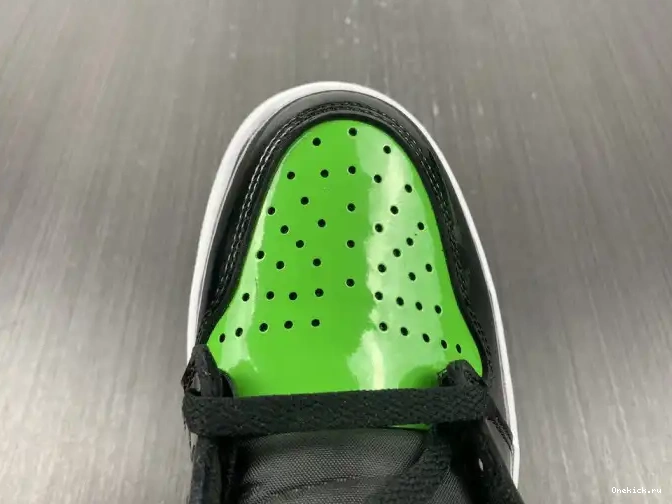 One Kick Pine Air Green 555088-030 1 High Jordan OG 0521